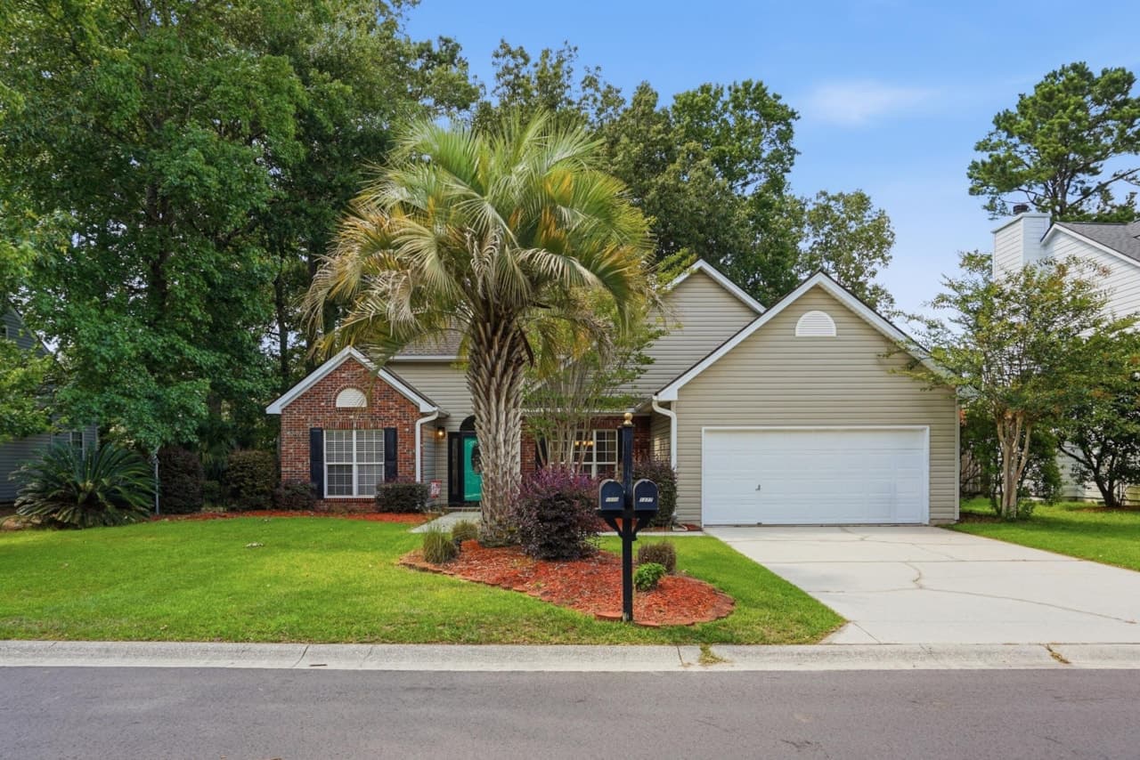 1277 Hermit Crab Way, Mount Pleasant photo 3