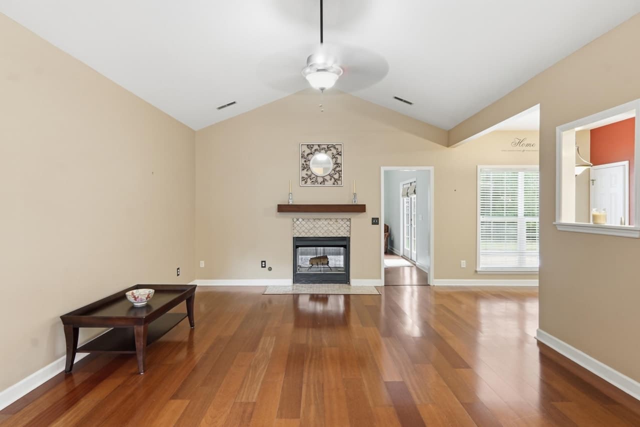 1277 Hermit Crab Way, Mount Pleasant photo 11
