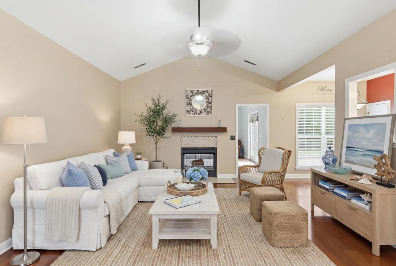 1277 Hermit Crab Way, Mount Pleasant photo 12