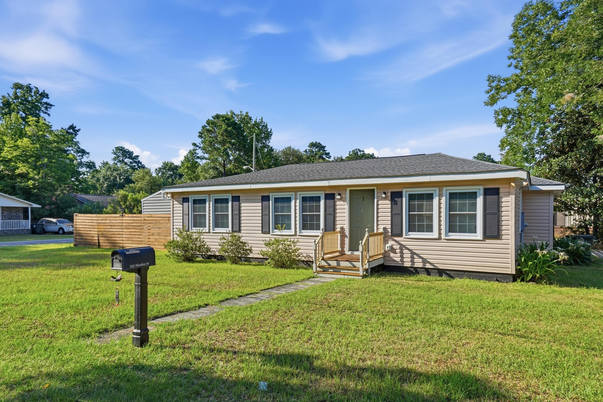 201 Heatley Street, Moncks Corner photo 5