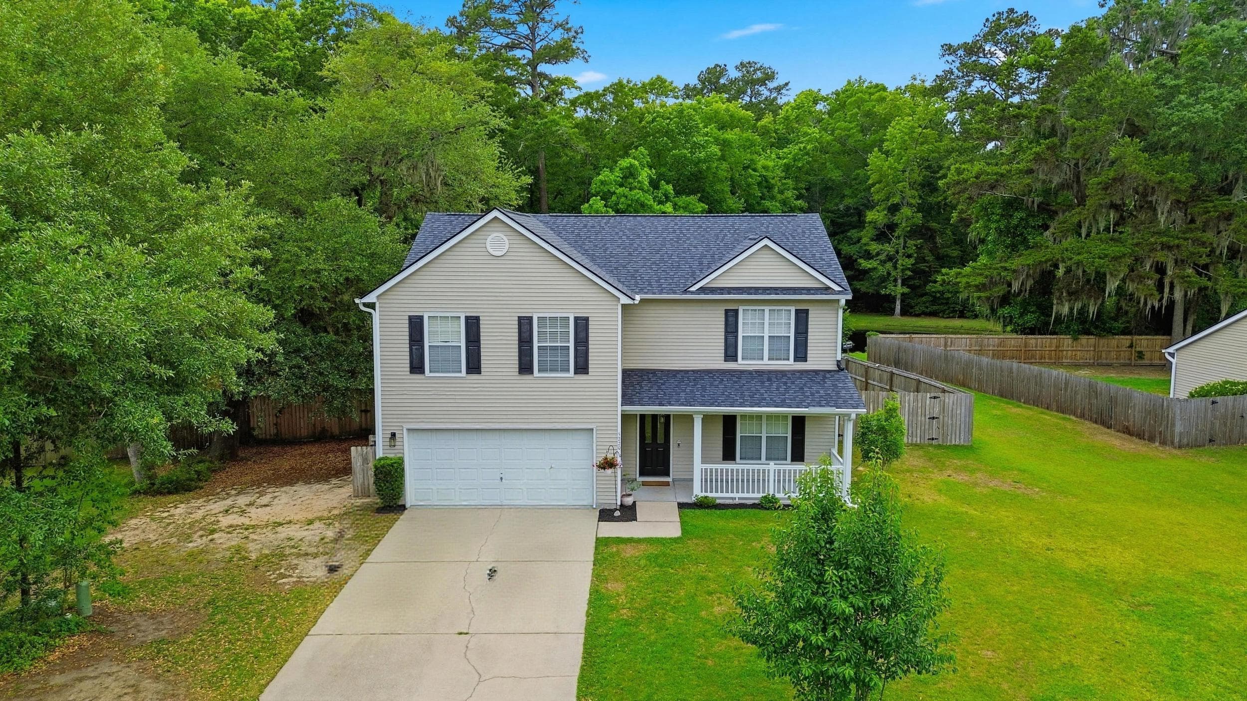 5220 Carlisle Court, Summerville